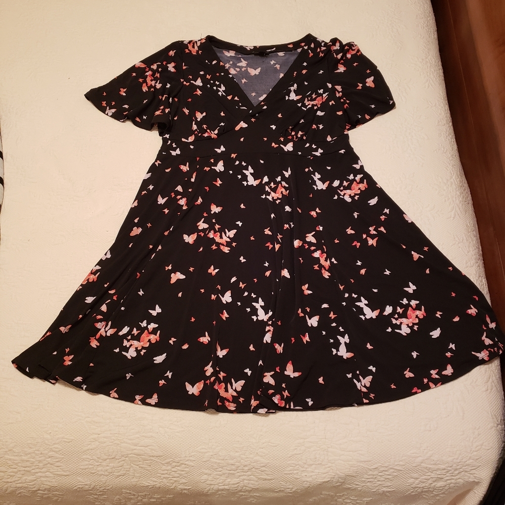Flutter sleeve butterfly dress